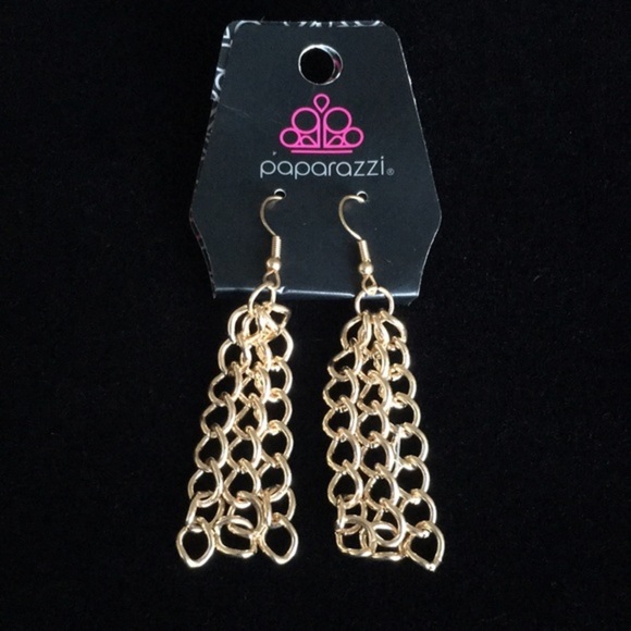 paparazzi Jewelry - Buy 2 Get 1 Paparazzi Gold Tone Chain Link Dangle Earrings